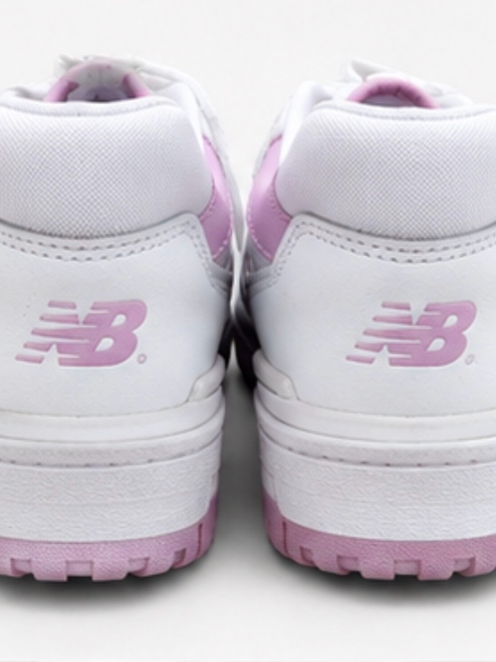 New Balance White & Light Pink 550 Low-Top Sneakers - Picture 3 of 4